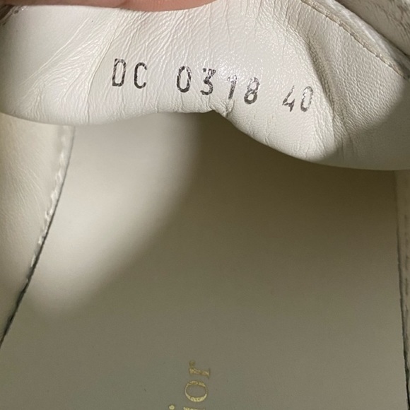 Walk’N’Dior nude sneakers - Picture 7 of 7